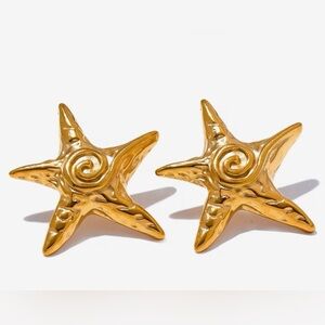 NWT Gold Starfish Earrings